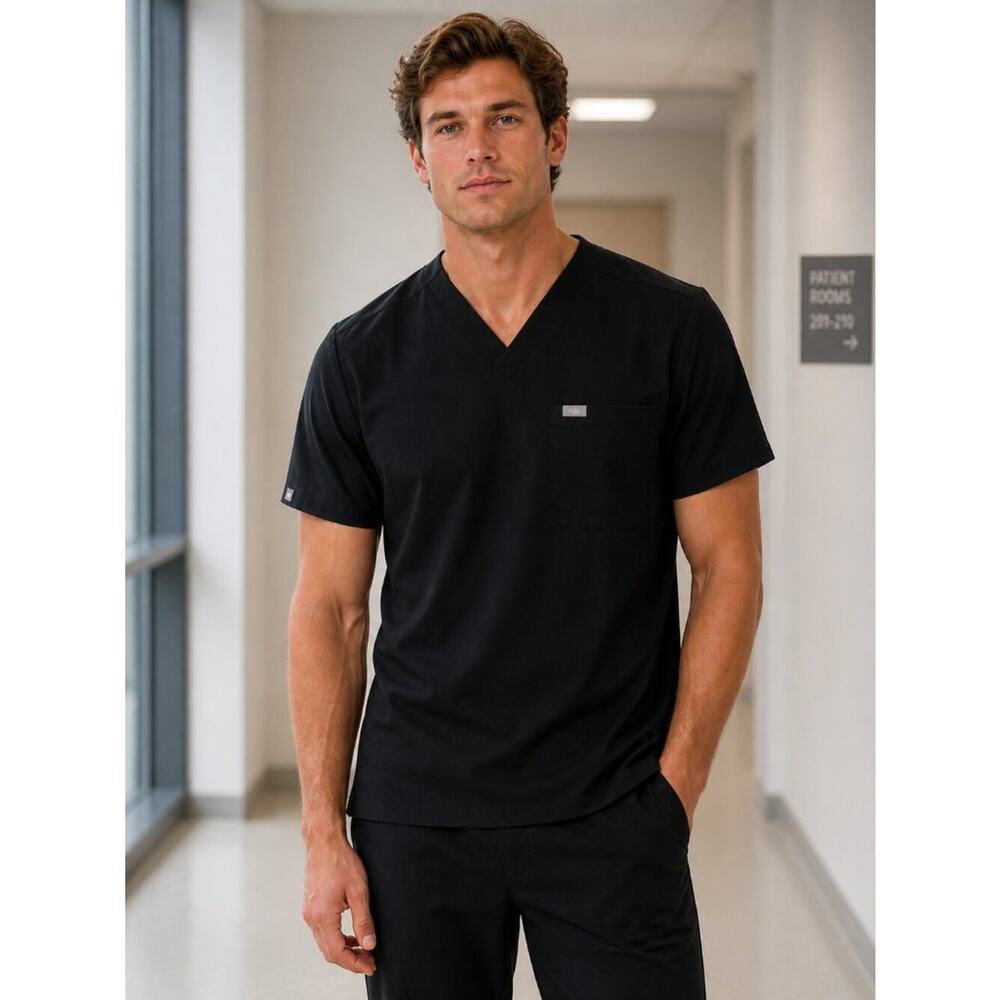 FIGS Leon Men's Scrub Top Black Technical Collection Size Large